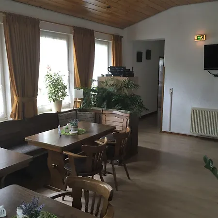 Am Knittenberg Guest house 3*