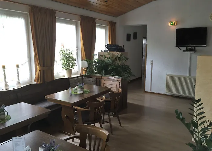 Am Knittenberg Casa de hóspedes 3*